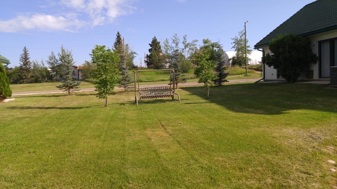 Garden Court Motel Manning Extérieur photo